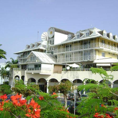 Hotel Saint John Perse ポワンタピートル エクステリア 写真